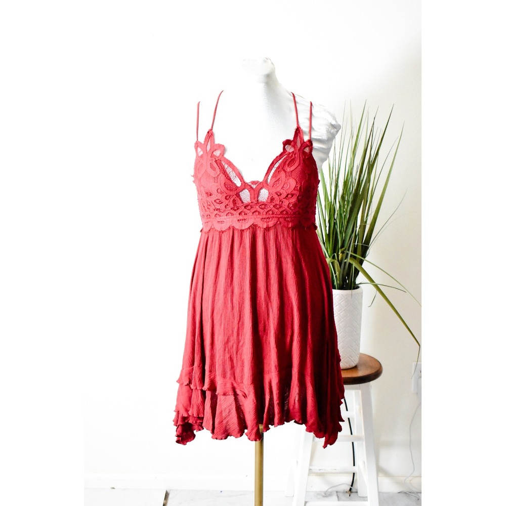 Zenana Crochet Lace Boho Mini Dress Womens XL Red Gauze Ruffle Handkerchief Hem